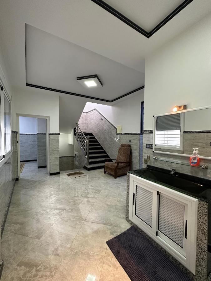 Bel Appartement 1Er Etage Confortable Pres De La Plage - Specialement Pour Familles Saidia Exterior photo